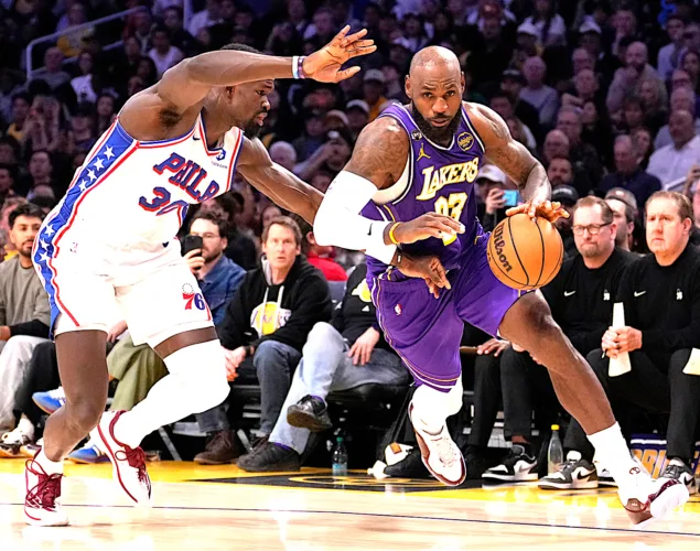 Sports promo: On the move to Philadelphia, B1